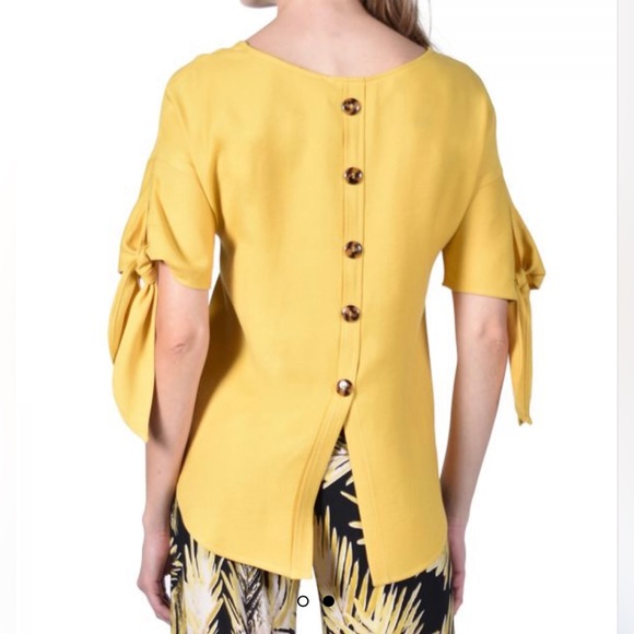 Brand new - Frank Lyman Blouse - Picture 2 of 5